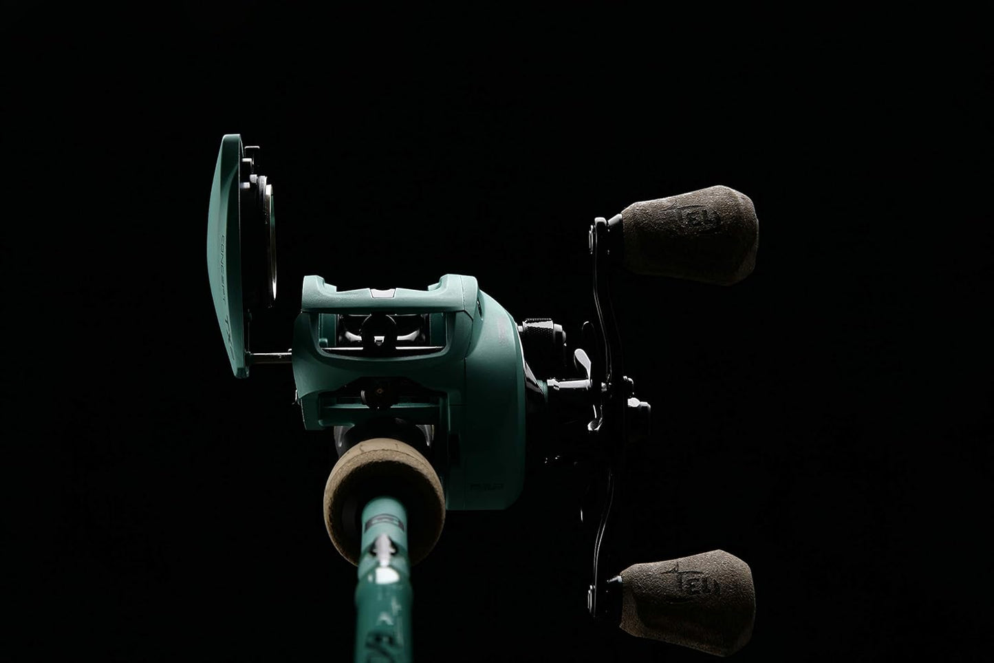 Concept TX2 - Baitcast Reels - Includes Skull Cap Low-Profile Baitcast Reel Cover